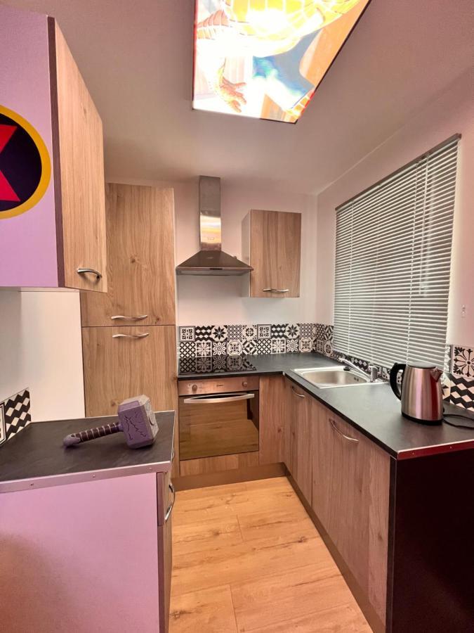 Le Marvel - Avengers Apartment Bédarieux Exterior foto